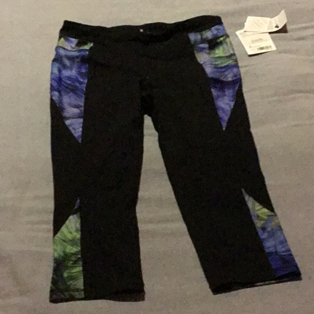 Athleta Kailua luma Capri